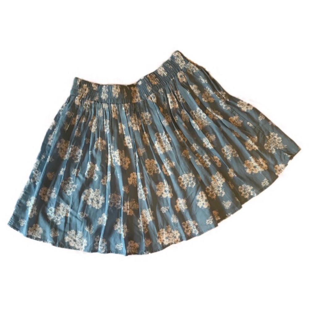 Floral mini skirt